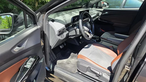Volkswagen ID.4 PRO 150kw TAŽNÉ ZAŘÍZENÍ - foto 6