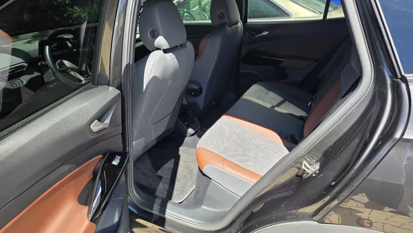 Volkswagen ID.4 PRO 150kw TAŽNÉ ZAŘÍZENÍ - foto 9