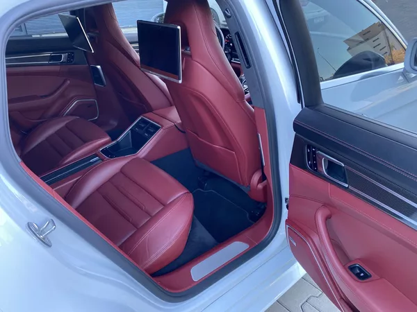 Porsche Panamera TURBO - foto 15