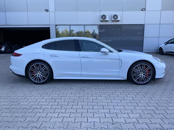 Porsche Panamera TURBO - foto 5
