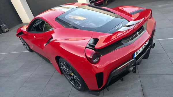 Ferrari 488 PISTA MAX CARBON - foto 6