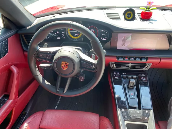 Porsche 911 GTS RED/RED LIFT-PANO-MAX - foto 11