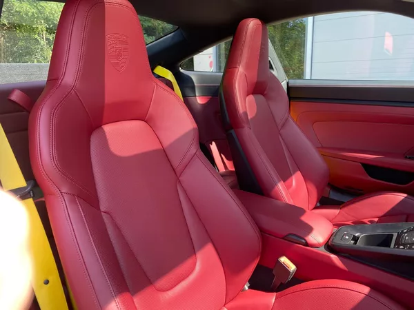 Porsche 911 GTS RED/RED LIFT-PANO-MAX - foto 14