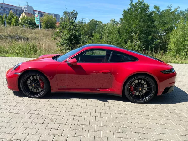 Porsche 911 GTS RED/RED LIFT-PANO-MAX - foto 3