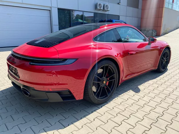 Porsche 911 GTS RED/RED LIFT-PANO-MAX - foto 6
