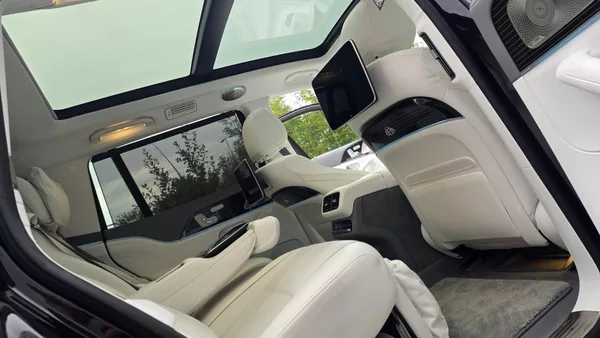 Mercedes-Benz GLS 600 MAYBACH záruka MAX VÝBAVA - foto 16