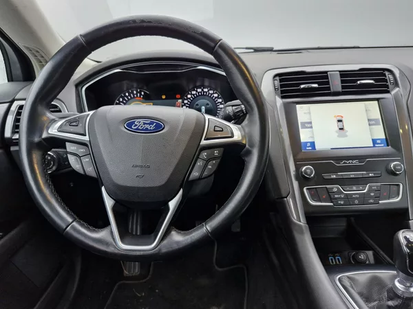 Ford Mondeo Titanium 2,0 EcoBlue (110 kW - foto 7