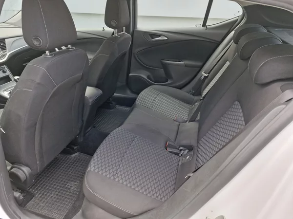 Opel Astra Edition 1,5 CDTI (77 kW) MAN - foto 10