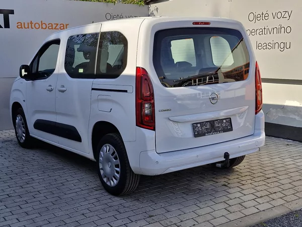 Opel Combo Life Edition Plus 1,5 CDTI (7 - foto 5