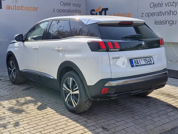 Peugeot 3008 Allure 1,5 BlueHDi (96 kW) - foto 5