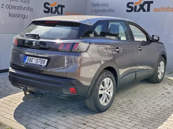 Peugeot 3008 Allure Pack 1,5 BlueHDi (96 - foto 4