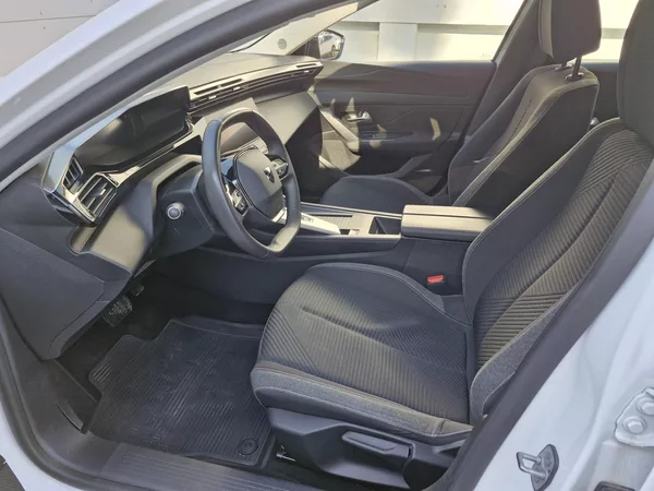 Peugeot 308 Active 1,5 BlueHDi (96 kW) - foto 8
