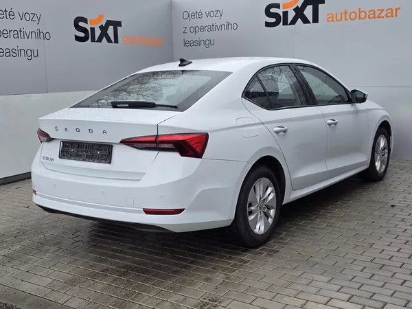 Škoda Octavia IV Ambition 2,0 TDI (85 kW - foto 4