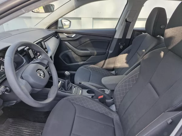 Škoda Scala Ambition 1,5 TSI (110 kW) MA - foto 8