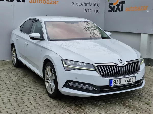 Škoda Superb IIIF Style 2,0 TDI (110 kW - foto 2