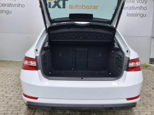 Škoda Superb IIIF Style 2,0 TDI (110 kW - foto 7