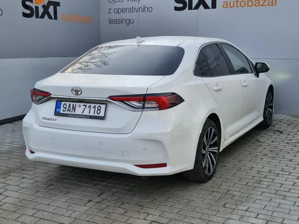 Toyota Corolla Comfort 1,5 (92 kW) MAN - foto 4