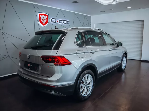 Volkswagen Tiguan 2.0 TDI DSG Highline 4MOT - foto 5