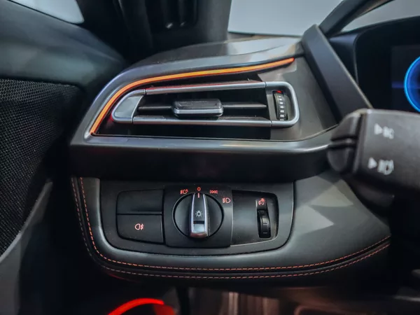 BMW i8 Ultimate Sophisto Edition Kupé - foto 10