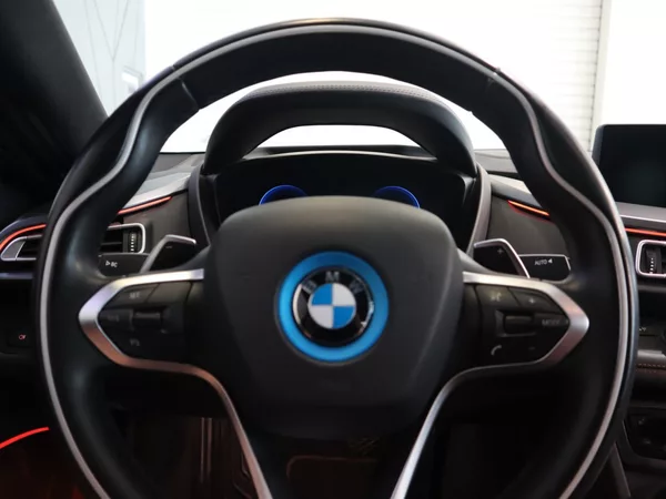 BMW i8 Ultimate Sophisto Edition Kupé - foto 12