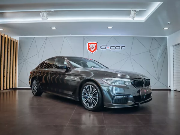 BMW Řada 5 530d xDrive M-paket 195 kW