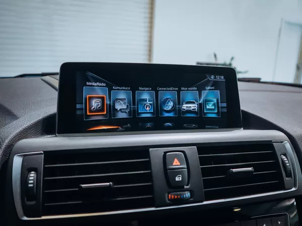 BMW M2 272 kW Automat - foto 18