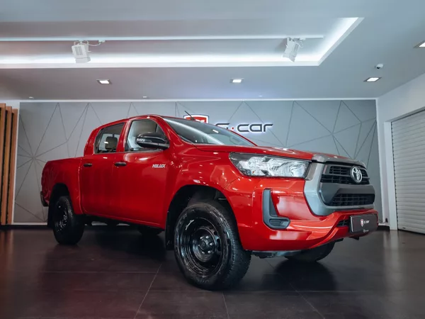 Toyota Hilux 2.4 D-4D Double Cab 4x4 Live