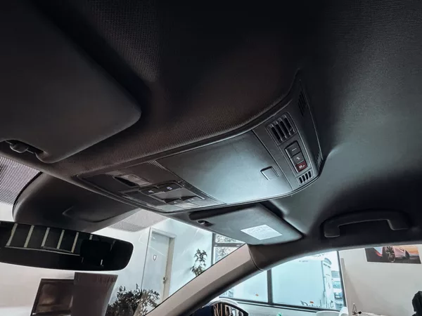 Škoda Superb 2.0 TDI 110kW Style Combi - foto 19