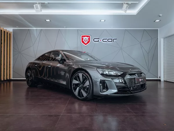 Audi e-tron GT quattro electric 350kW