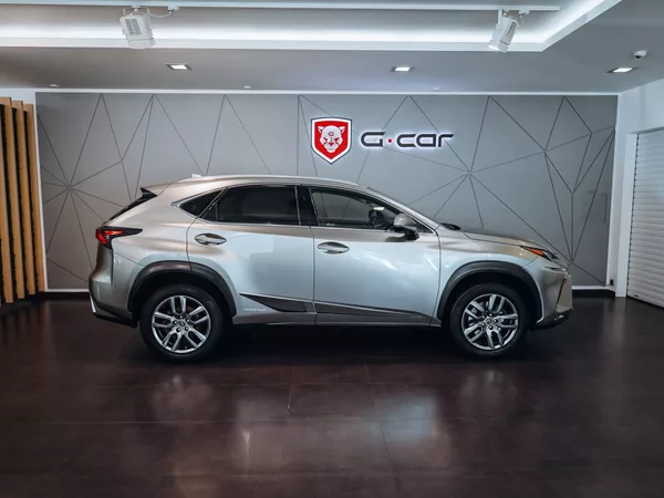 Lexus NX 300 H - foto 3