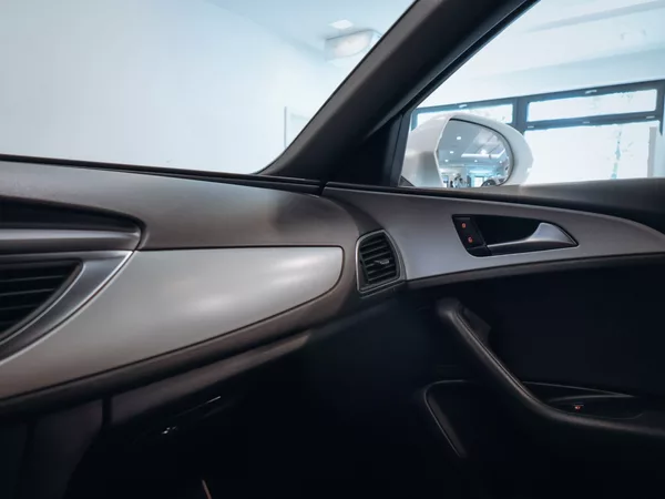 Audi A6 Avant 3.0TDI 150kw - foto 16