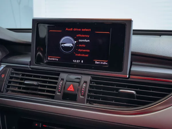 Audi A6 Avant 3.0TDI 150kw - foto 20