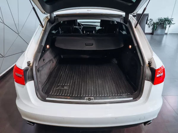 Audi A6 Avant 3.0TDI 150kw - foto 7