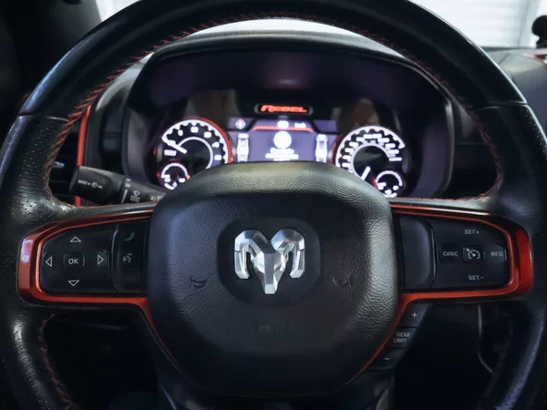 Dodge RAM 1500 5.7 REBEL 295 kW - foto 11