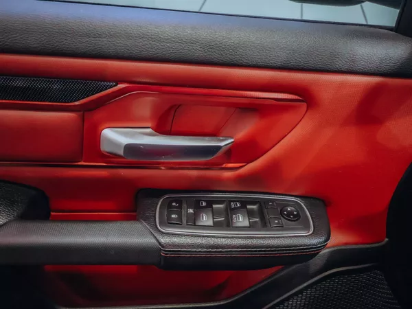 Dodge RAM 1500 5.7 REBEL 295 kW - foto 8