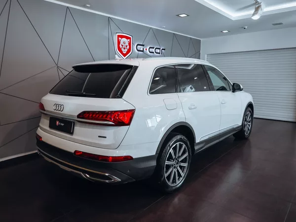 Audi Q7 3.0TDI Quattro 210kW - foto 5