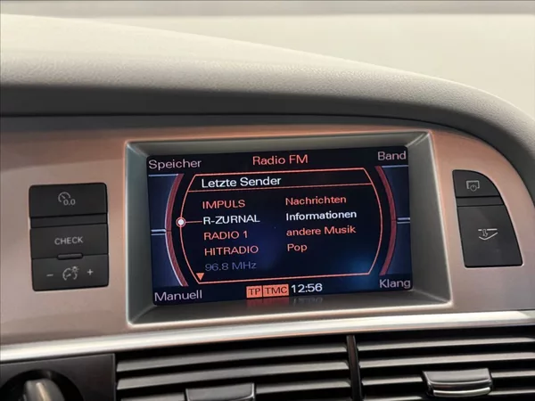 Audi A6 Avant 2,8 i V6 AUT PRAVIDELNÝ - foto 12