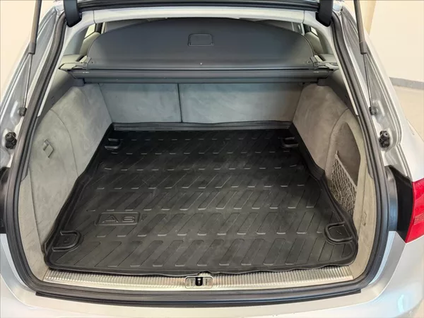 Audi A6 Avant 2,8 i V6 AUT PRAVIDELNÝ - foto 16