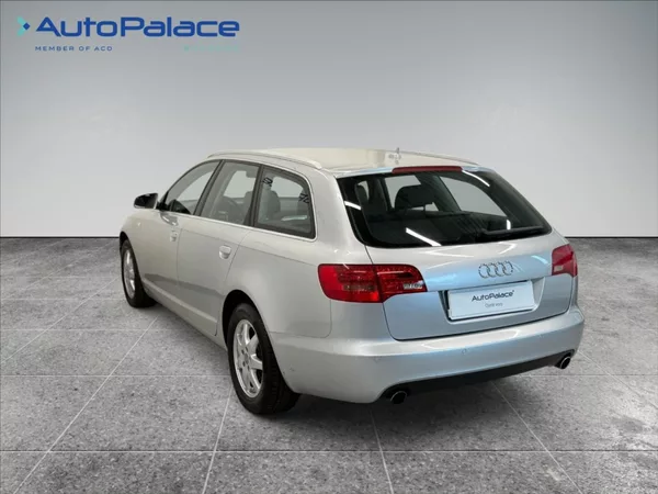Audi A6 Avant 2,8 i V6 AUT PRAVIDELNÝ - foto 6