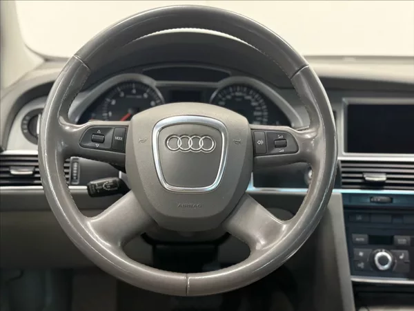Audi A6 Avant 2,8 i V6 AUT PRAVIDELNÝ - foto 9