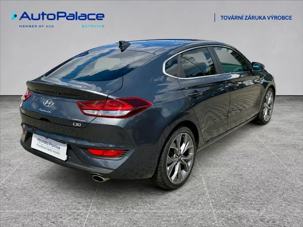 Hyundai i30 1,6 CRDI STYLE PREMIUM AT - foto 6