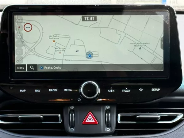 Hyundai i30 1,6 CRDI STYLE PREMIUM AT - foto 8