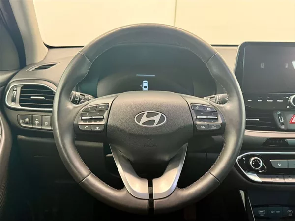 Hyundai i30 1,0 T-GDI SMART CLIMATE ZÁRUKA - foto 8