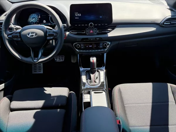 Hyundai i30 1,5 T-GDI GO NLINE! AT - foto 7