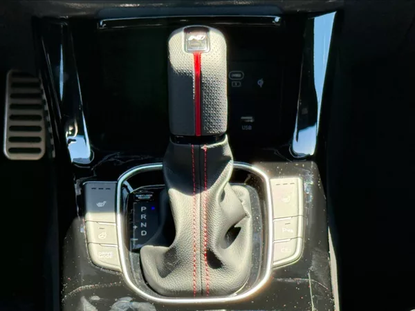Hyundai i30 1,5 T-GDI GO NLINE! AT - foto 8