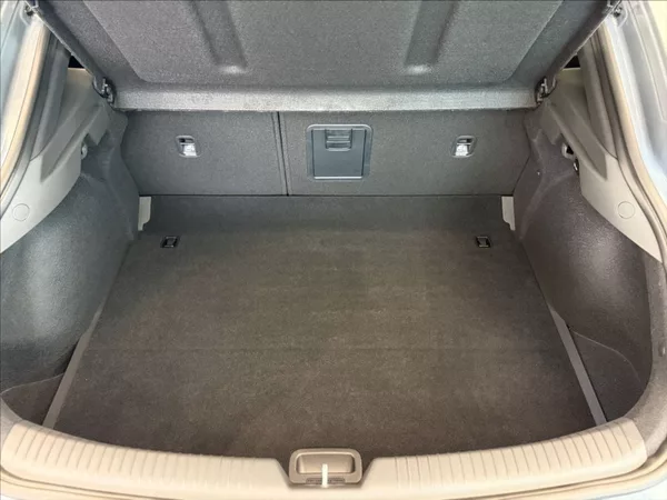 Hyundai i30 1,5 T-GDI GO NLINE! AT - foto 18