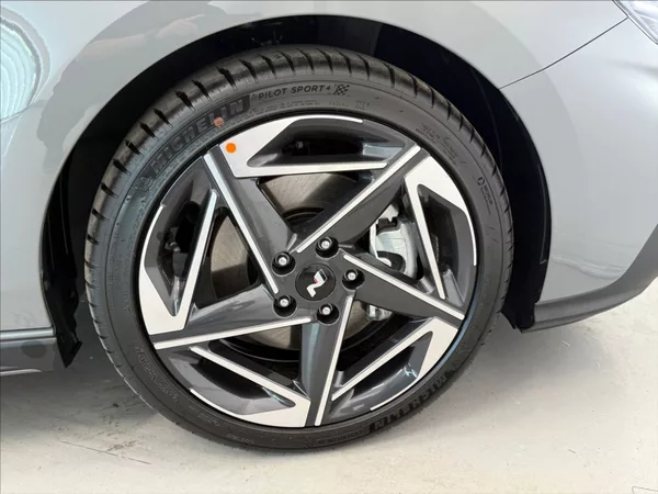 Hyundai i30 1,5 T-GDI GO NLINE! AT - foto 19
