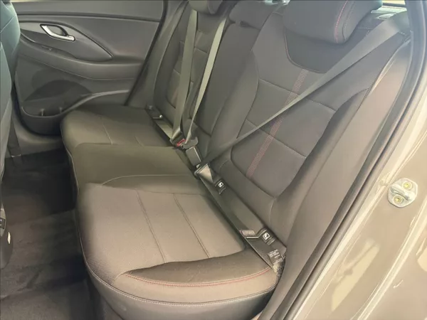 Hyundai i30 1,5 T-GDI GO NLINE! AT - foto 8