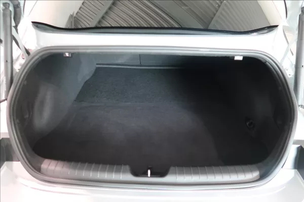 Hyundai Ioniq 6 0,0 POWER 77 kWh 239kW Style - foto 13