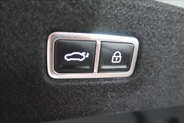Hyundai Ioniq 6 0,0 POWER 77 kWh 239kW Style - foto 14
